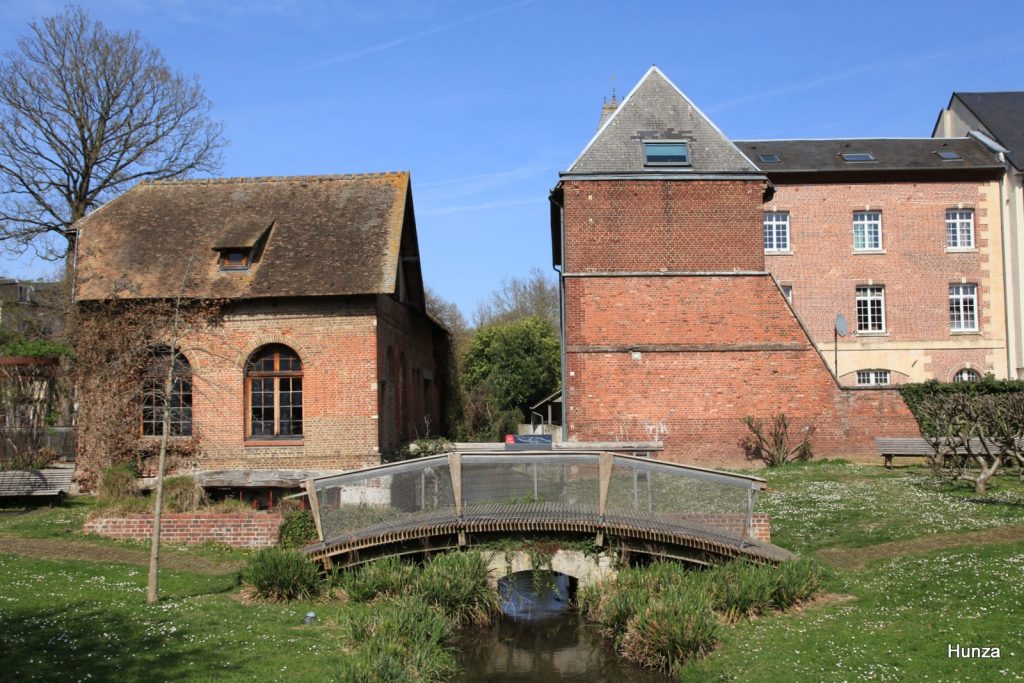 Le Manoir et le Jardin de Bigards à Louviers, un espace verdoyant au bord de l’Eure