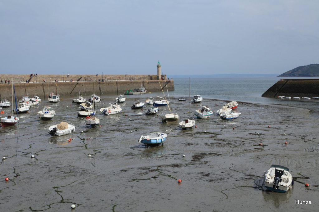 Avant-port de Binic sur le GR34