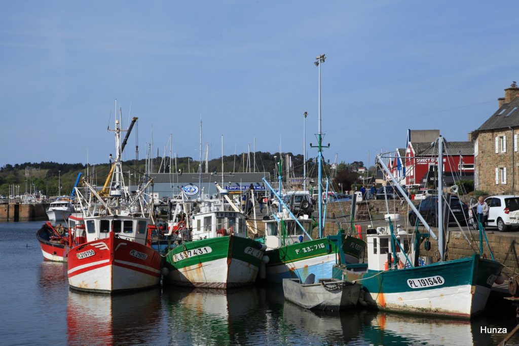 Port de Paimpol, arrivée du sentier randonnée GR34