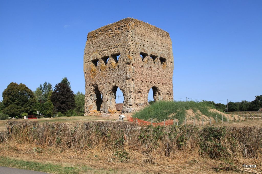 Temple de Janus à Autun, vestige de l’époque gallo-romaine