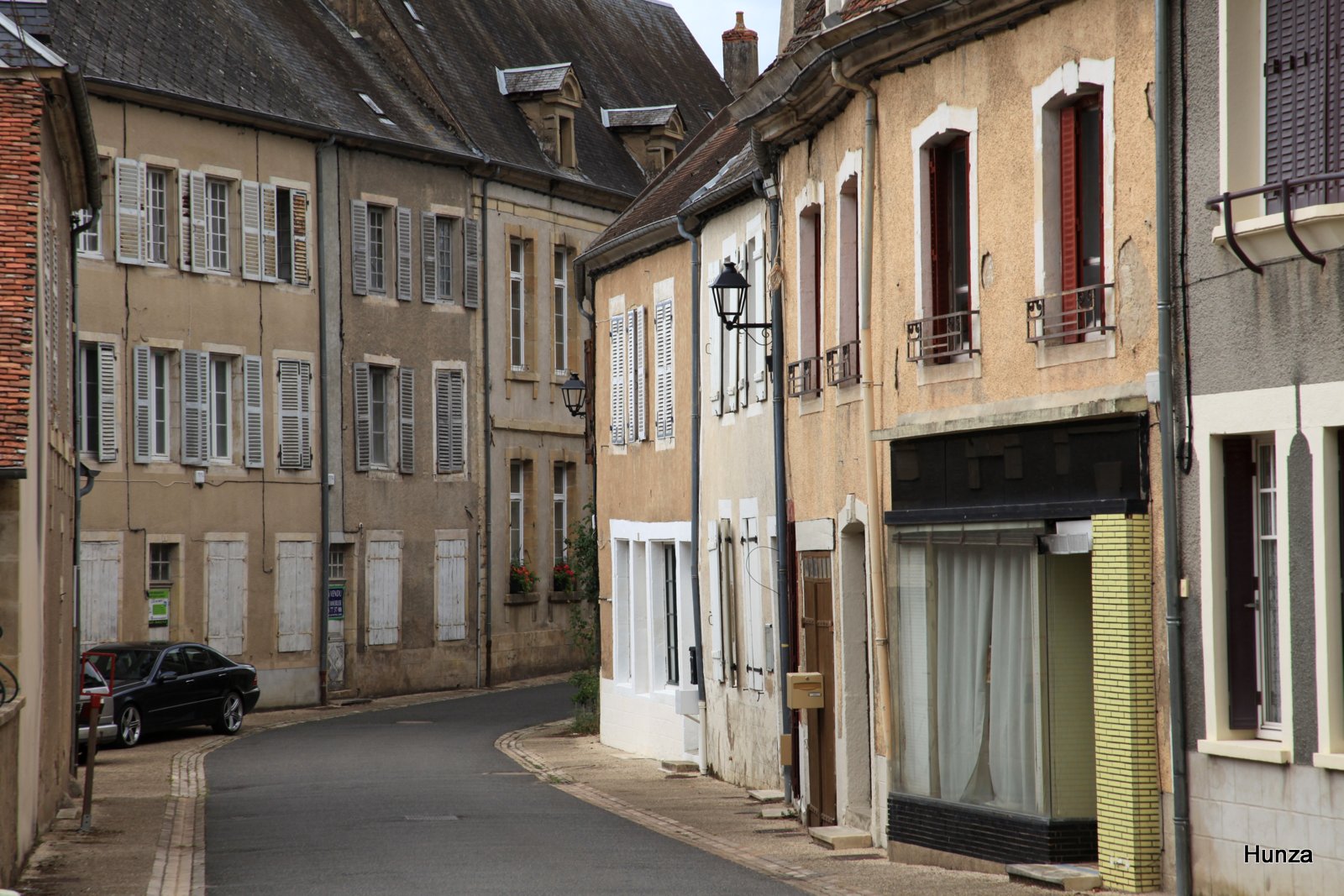 Maisons anciennes à voir à Moulins-Engilbert, rue Saint-Antoine