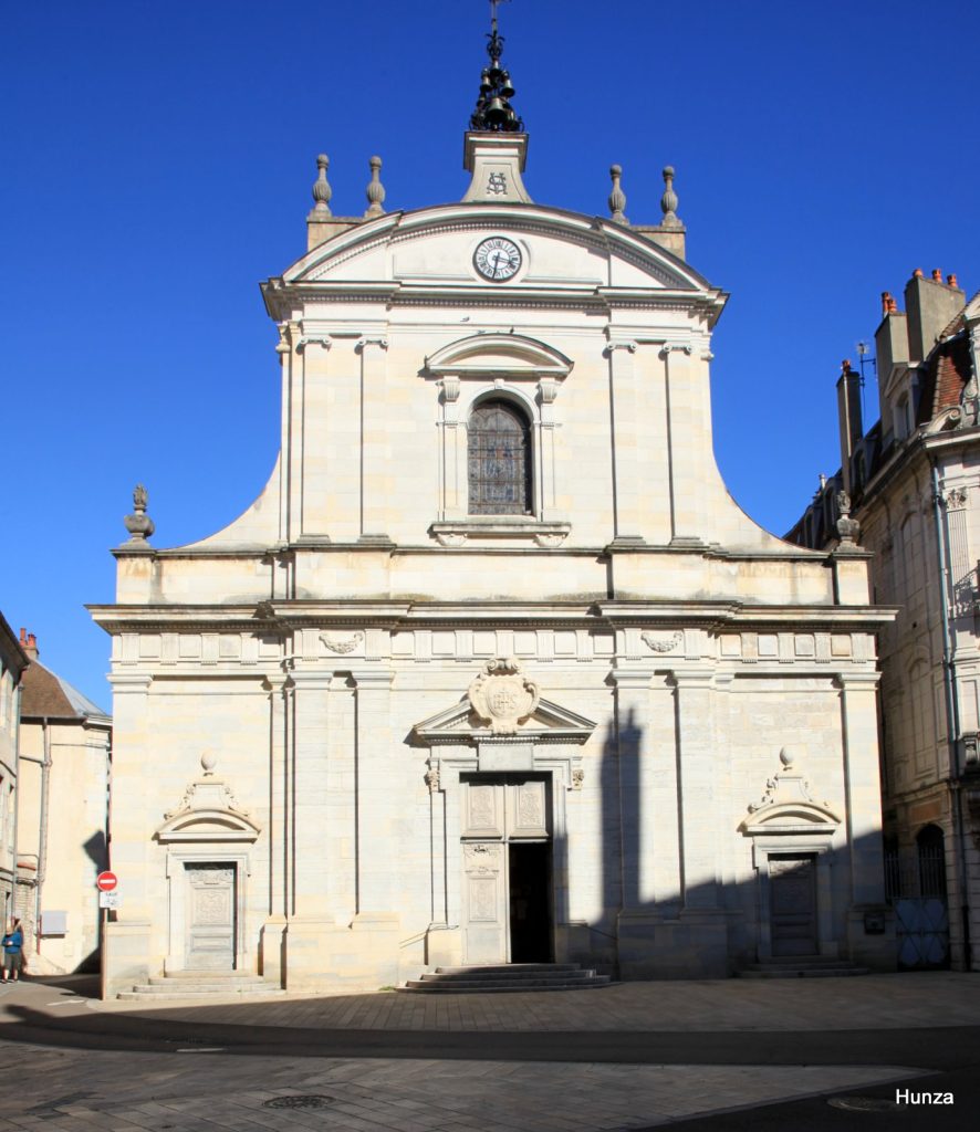 Façade de l'église Saint-Maurice à Besançon