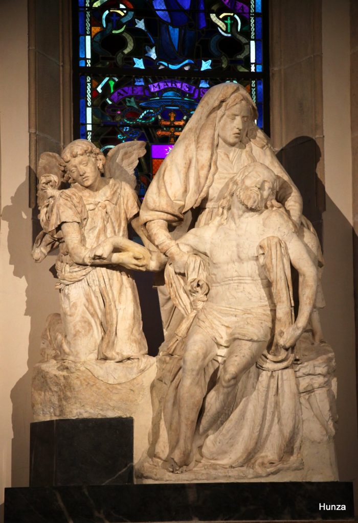 Pietà dans la cathédrale Saint-Jean de Besançon