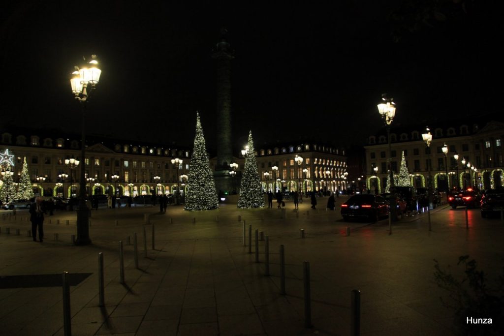 Illuminations de Noël, place Vendôme à Paris