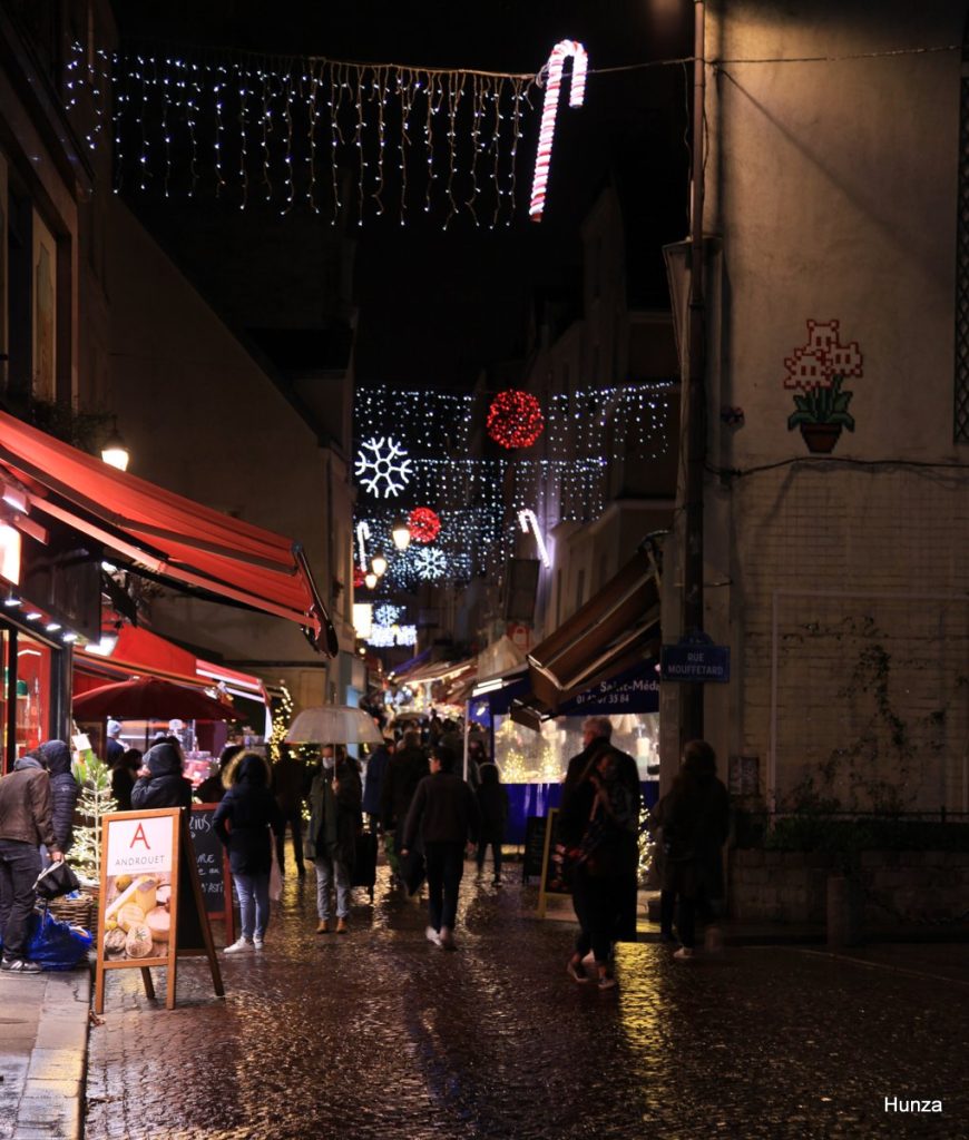 Illuminations de Noël Paris, rue Mouffetard