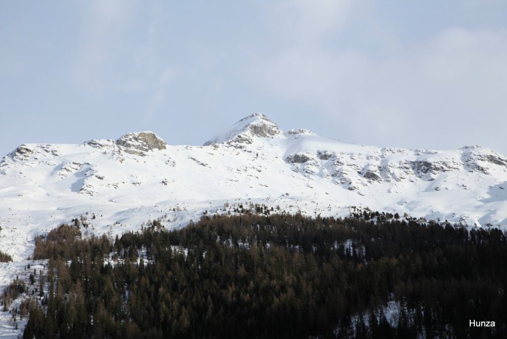 Pointe de Ronce vue depuis le village de Lanslevillard