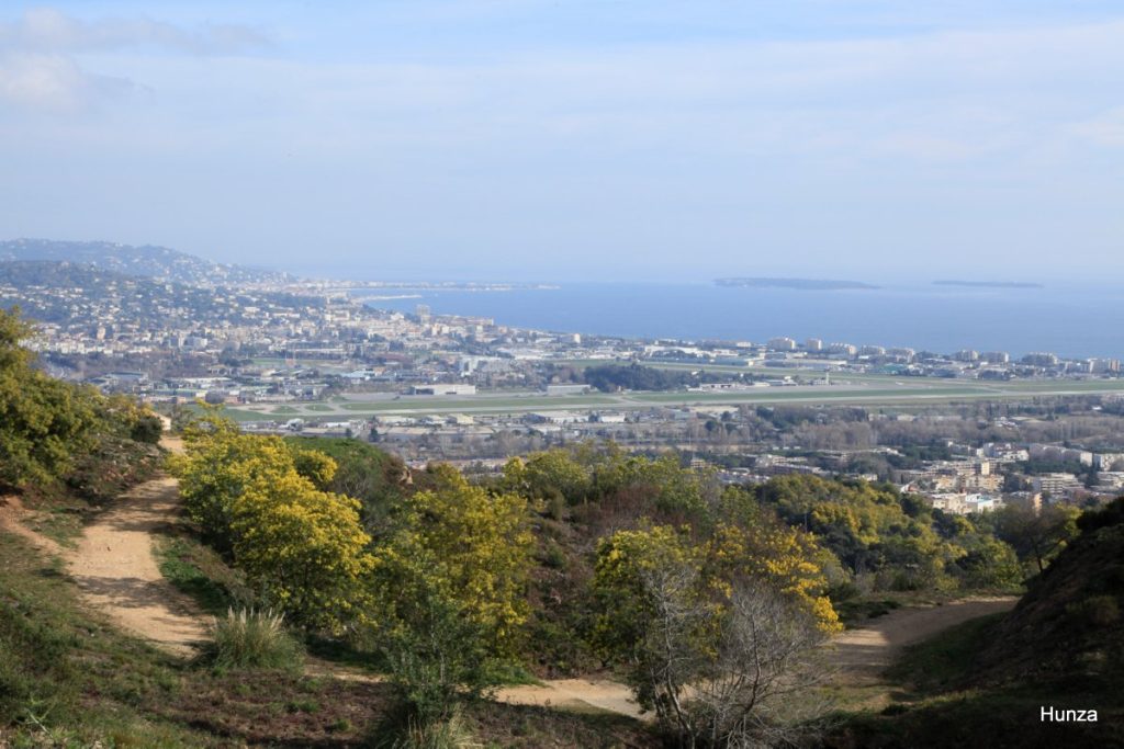 Baie de Cannes vue depuis le GR 51