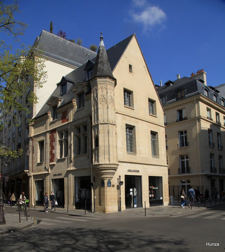 Tourelle Renaissance de l’ancien hôtel Hérouet à Paris