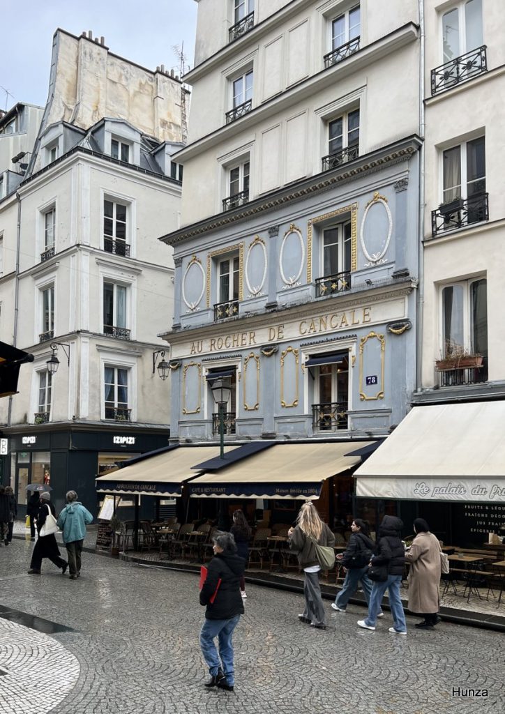 Au Rocher de Cancale dans la rue Montorgueil à Paris 