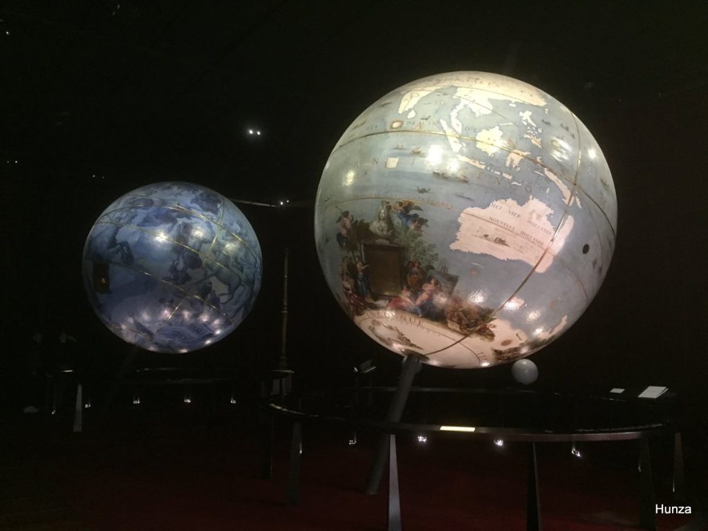 Globes terrestre et céleste de Coronelli à la BnF