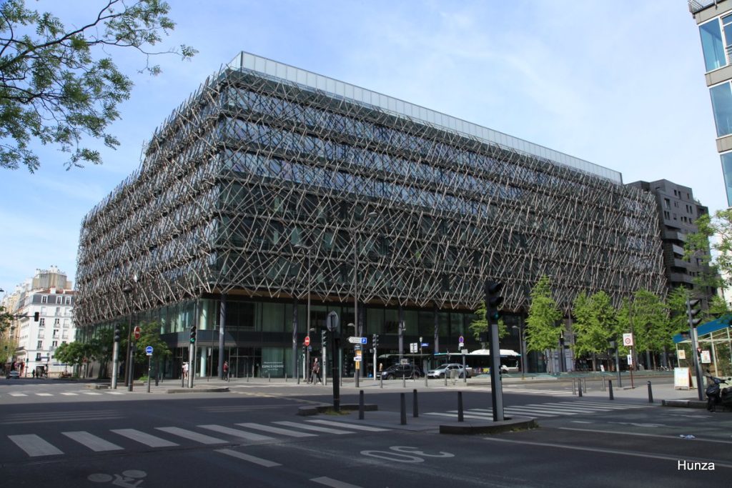 Immeuble T8 avenue de France dans le quartier Paris Rive Gauche