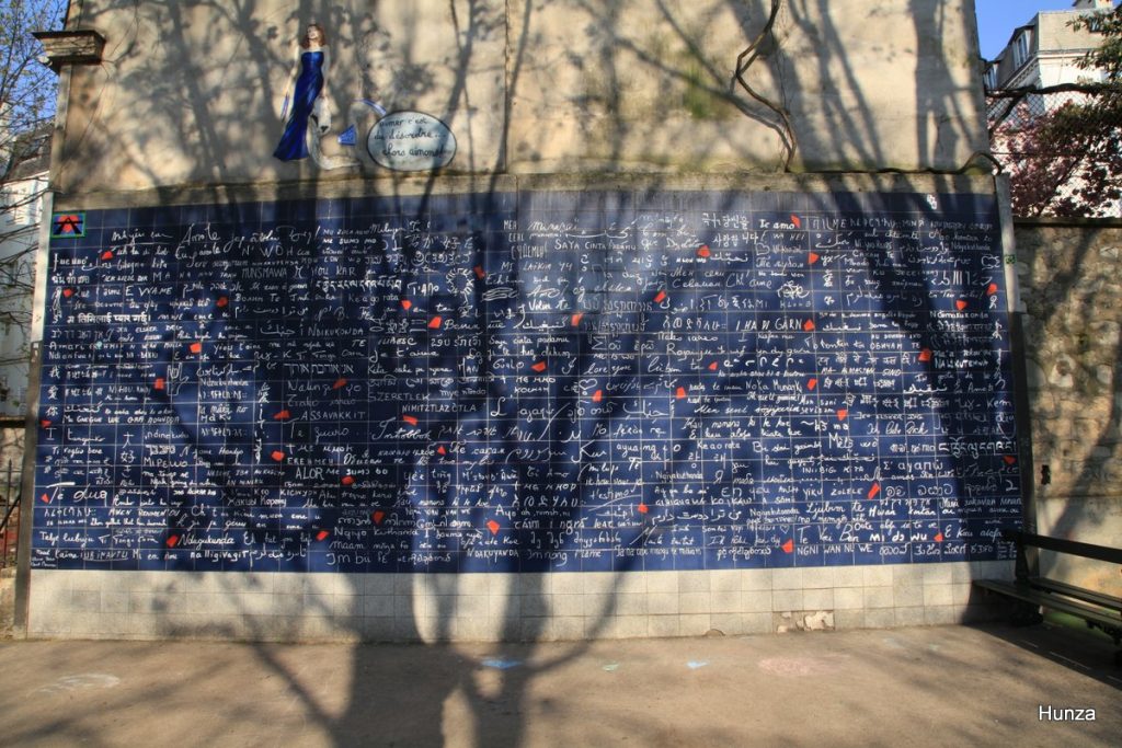 Mur des Je t’aime place des Abbesses à Montmartre