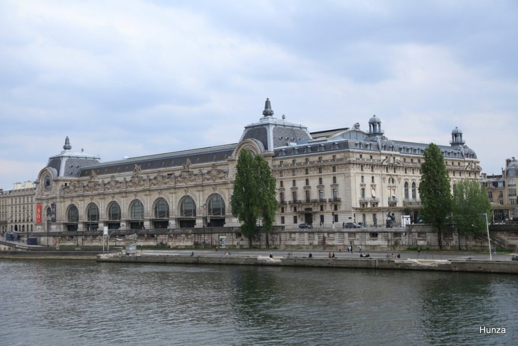 Musée d'Orsay installé dans l'ancienne gare d'Orsay à Paris