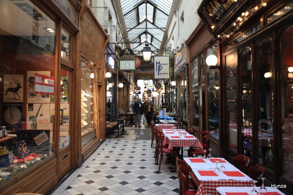 Passage des Panoramas dans le 2e arrondissement de Paris