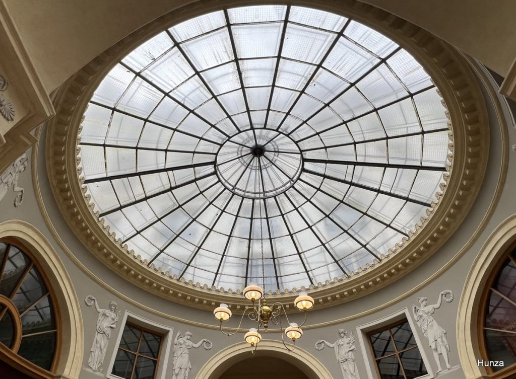 Rotonde dans la galerie Vivienne à Paris 