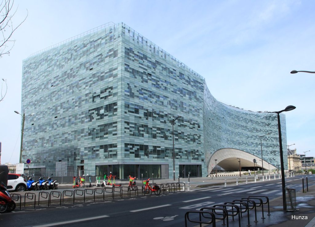 Siège du journal Le Monde avenue Pierre-Mendès-France