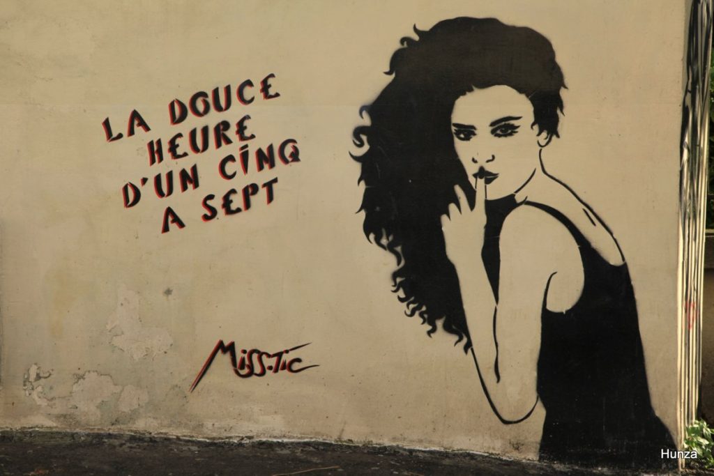 Pochoir de Miss.Tic rue Alphand