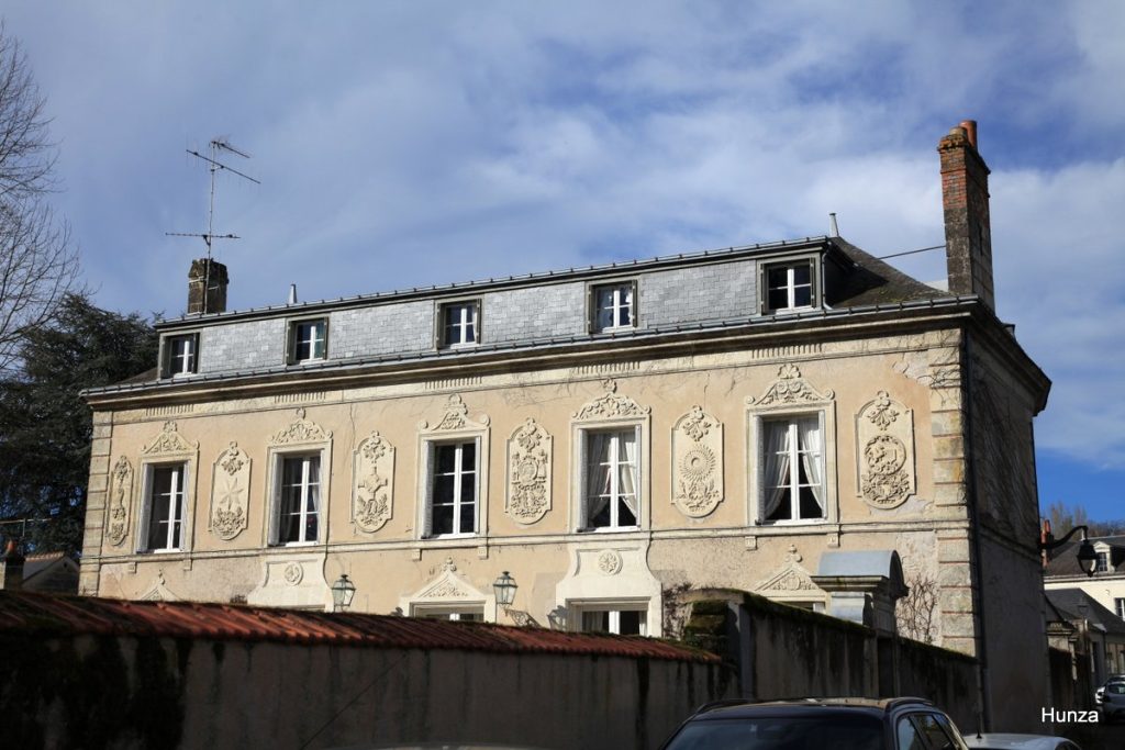 Maison bourgeoise du 19e siècle dans le centre historique d’Azay-le-Rideau