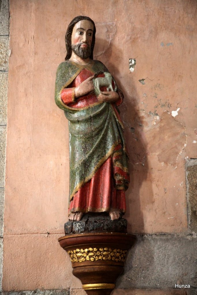 Statue de Saint Jean-Baptiste dans l’église Saint-Mélaine à Morlaix