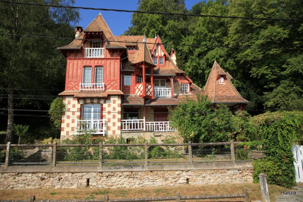 Villa La Roseraie, une Affolante de La Rochette en Seine-et-Marne.