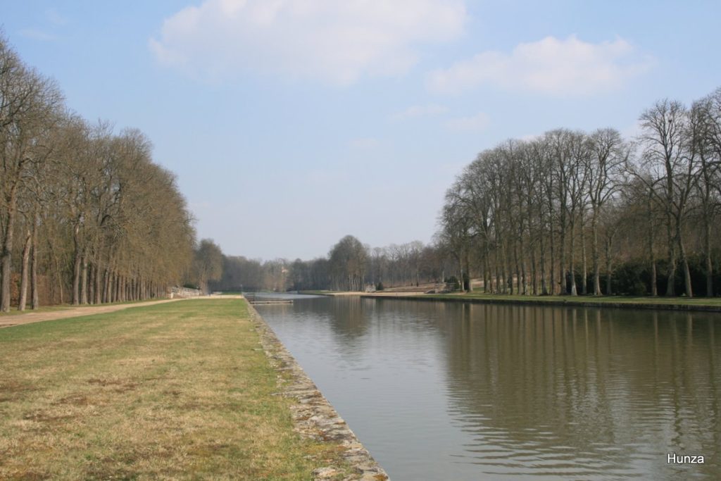 Canal de la Poêle dans le parc de Vaux-le-Vicomte