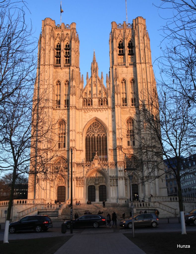 Façade de la cathédrale Saints-Michel-et-Gudule de Bruxelles