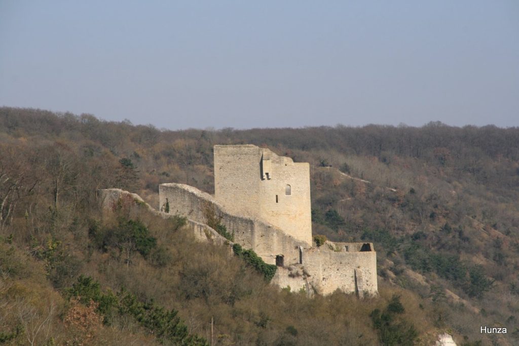 Donjon du château de La Roche-Guyon 