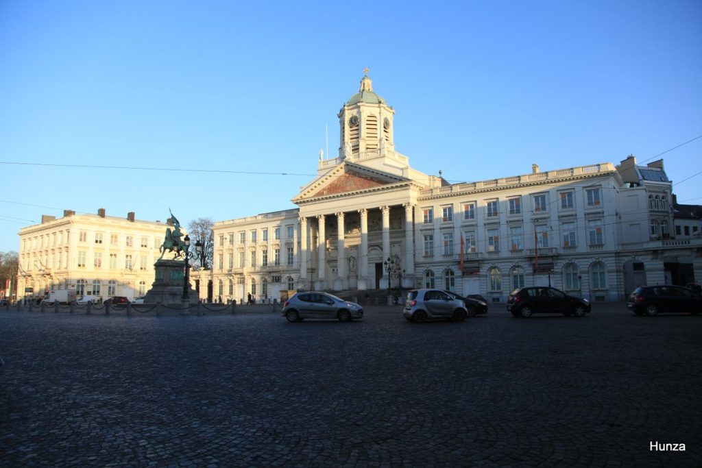 Place royale et église Saint-Jacques-sur-Coudenberg à Bruxelles