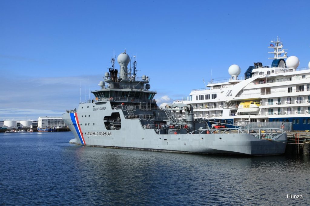 Reykjavík Harbour, le "Coast Guard ship" 
