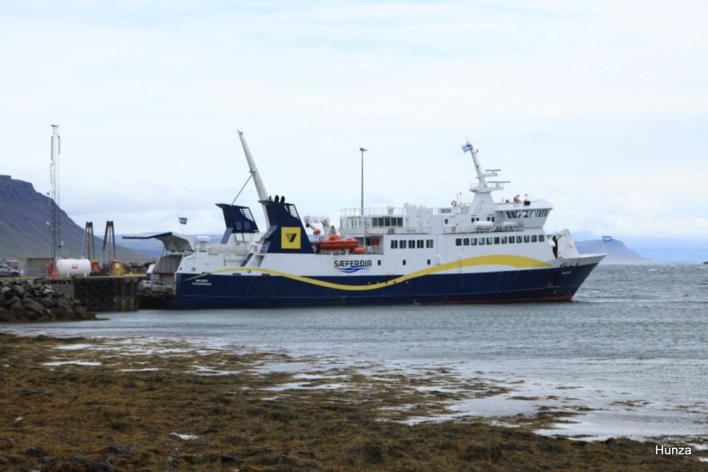 Ferry reliant Brjánslækur à Stykkishólmur en Islande
