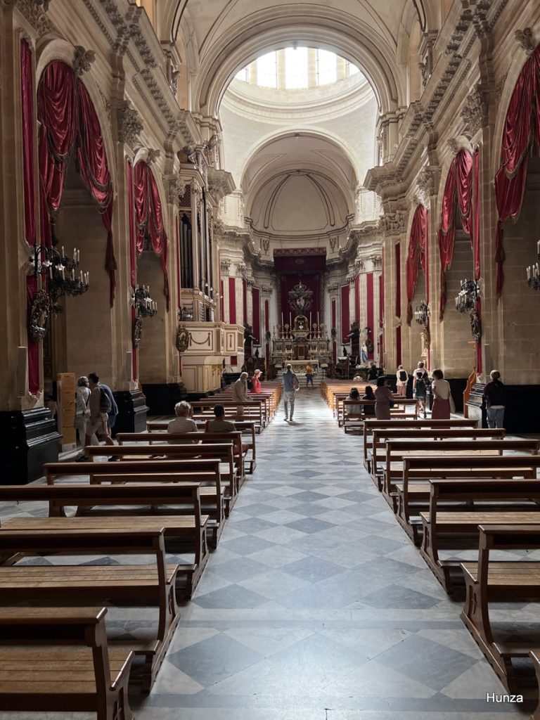 Nef de la cathédrale San Giorgio à Raguse Ibla