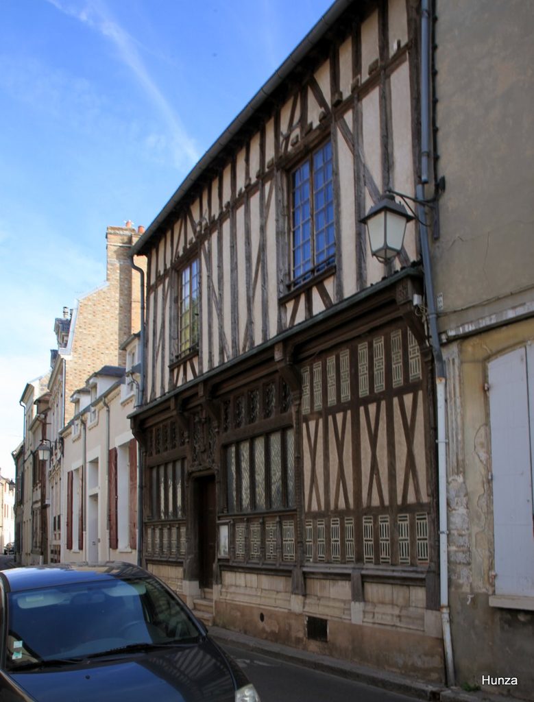Maison Jean Cousin à Sens, maison à colombages du XVIe siècle