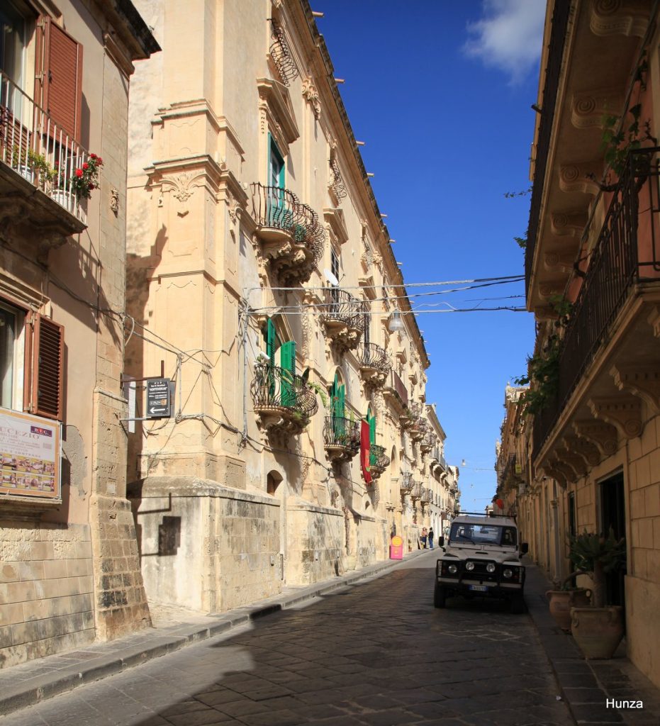 Palazzo Astuto dans la Via Cavour à Noto en Sicile