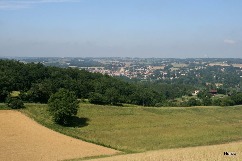 Panorama de Mirande au cœur des coteaux du Gers
