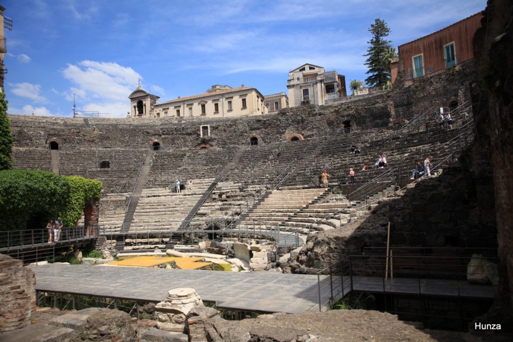 Le théâtre romain de Catane en Sicile