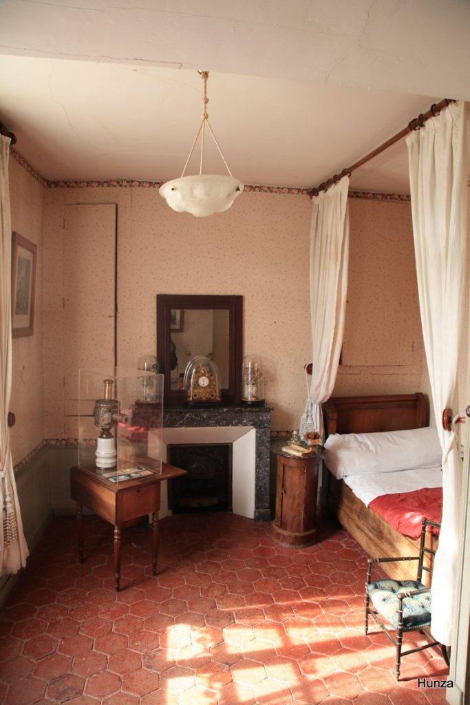 Chambre de Tante Léonie dans la Maison de Tante Léonie à Illiers-Combray