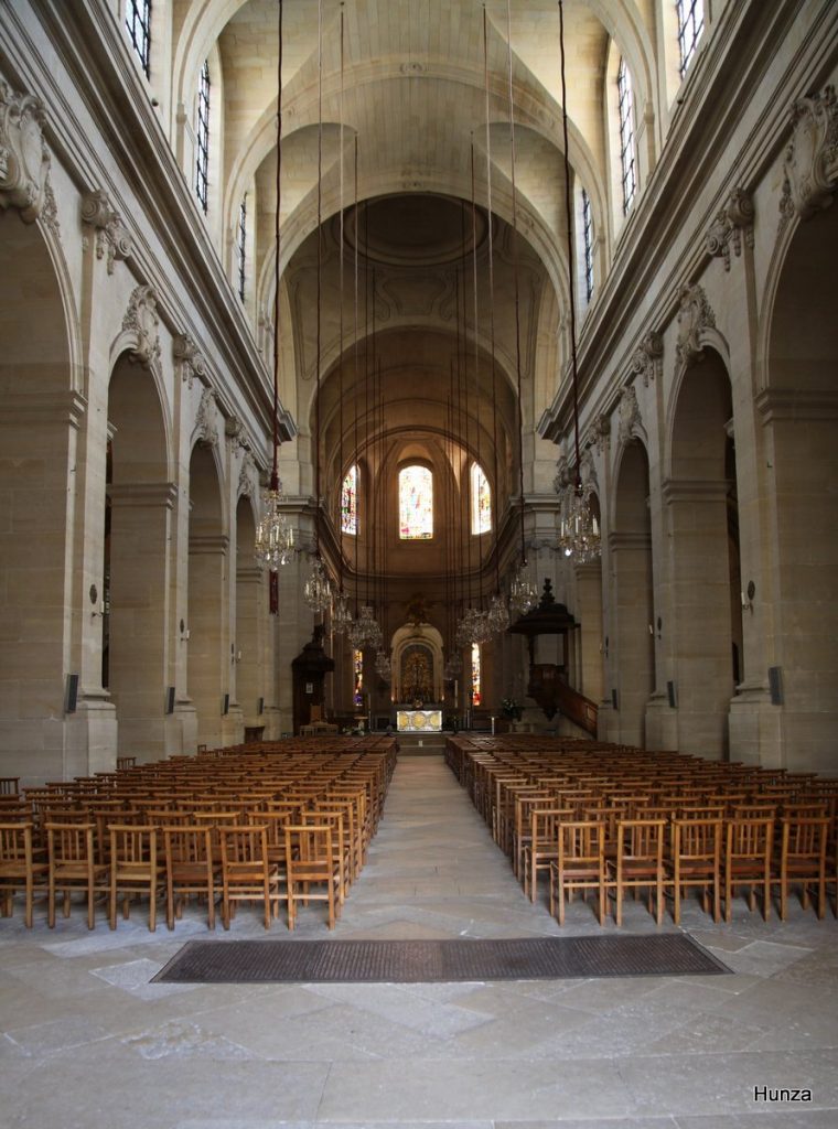 Intérieur de la cathédrale Saint-Louis à Versailles