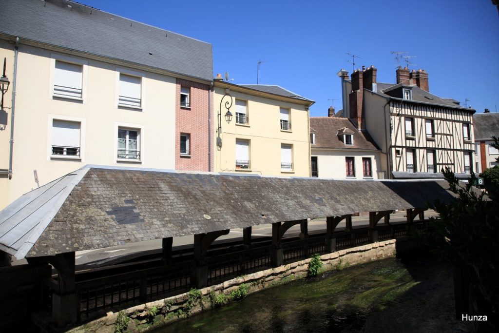 Le lavoir du XVe siècle de Gisors sur les rives de l'Epte dans l'Eure