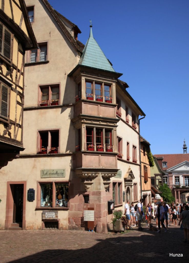 Maison du conseiller Ambroise Dieffenbach, construite en 1606 par l'architecte Heinrich Schickhardt, rue du Général-de-Gaulle à Riquewihr