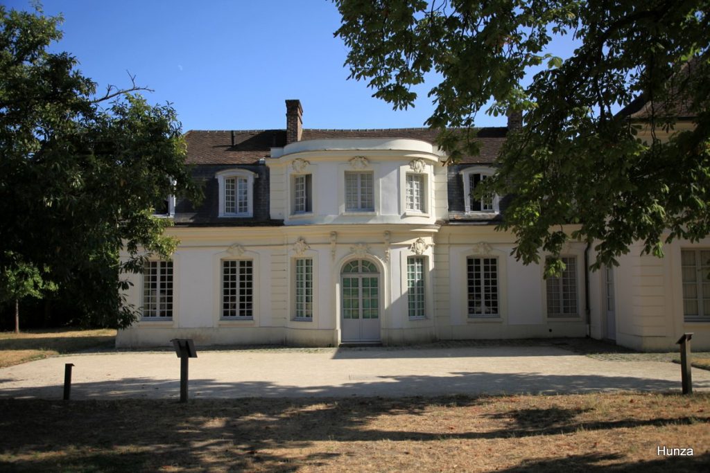 Façade de la Maison des Italiens à Versailles