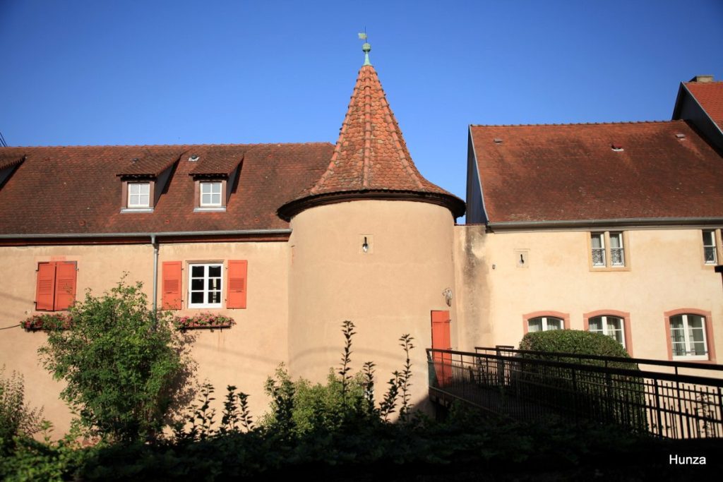 Ancienne tour sur le côté ouest du rempart du Maréchal Joffre à Obernai
