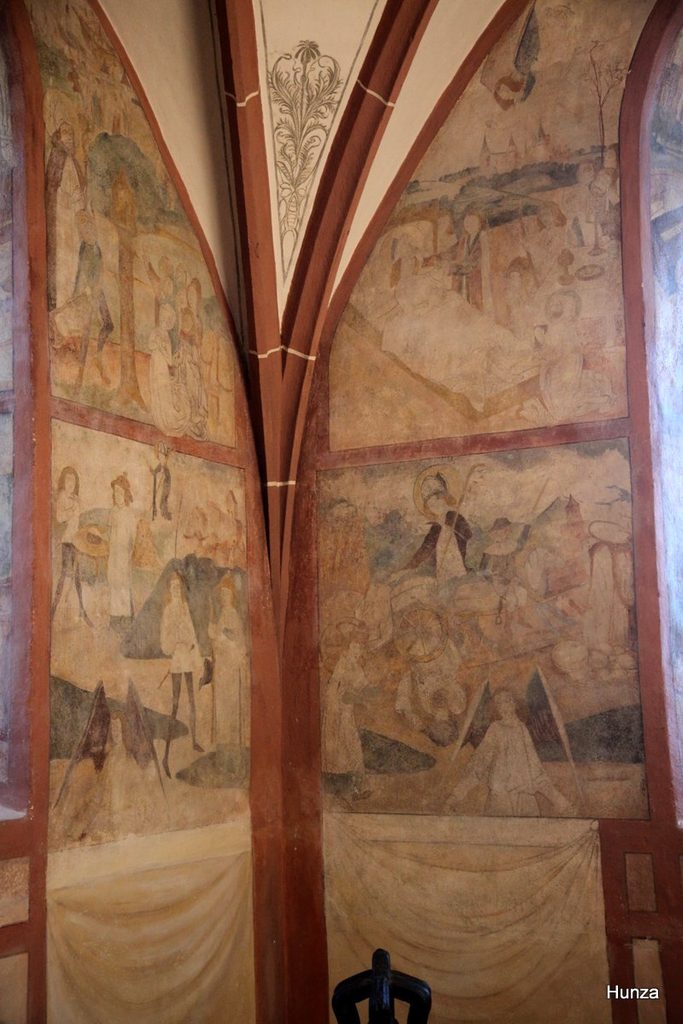 Fresques représentant des épisodes de la vie de saint Nicolas dans l'église de Hunawihr