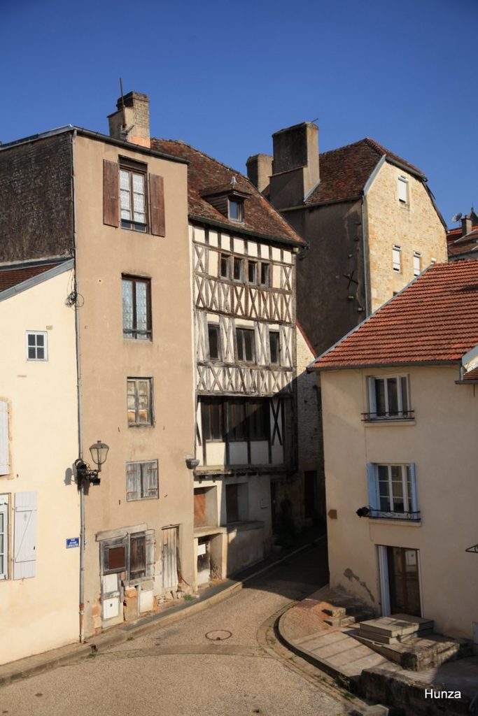 Maison à pans de bois dans la rue Joseph Lhuillier à Langres