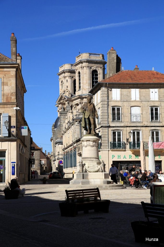 Place Diderot à Langres