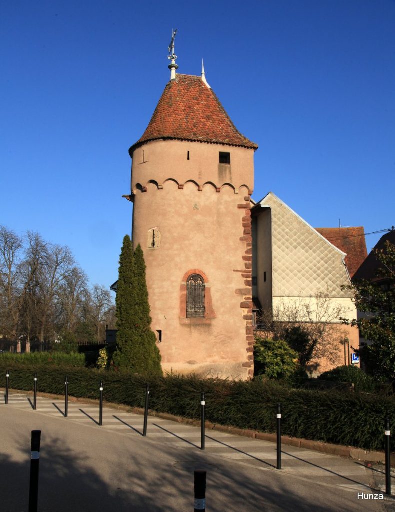 Tour en fer à cheval du rempart Nord d'Obernai