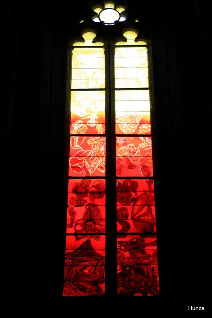 Baie de la Résurrection de Stéphane Belzère dans la cathédrale de Rodez