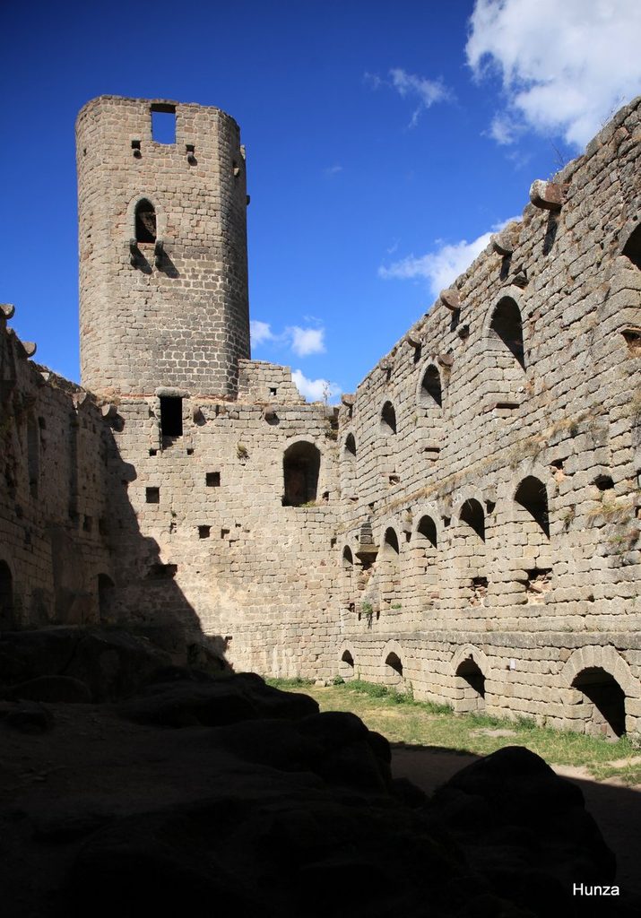 L'ancien logis intérieur du château de Haut Andlau
