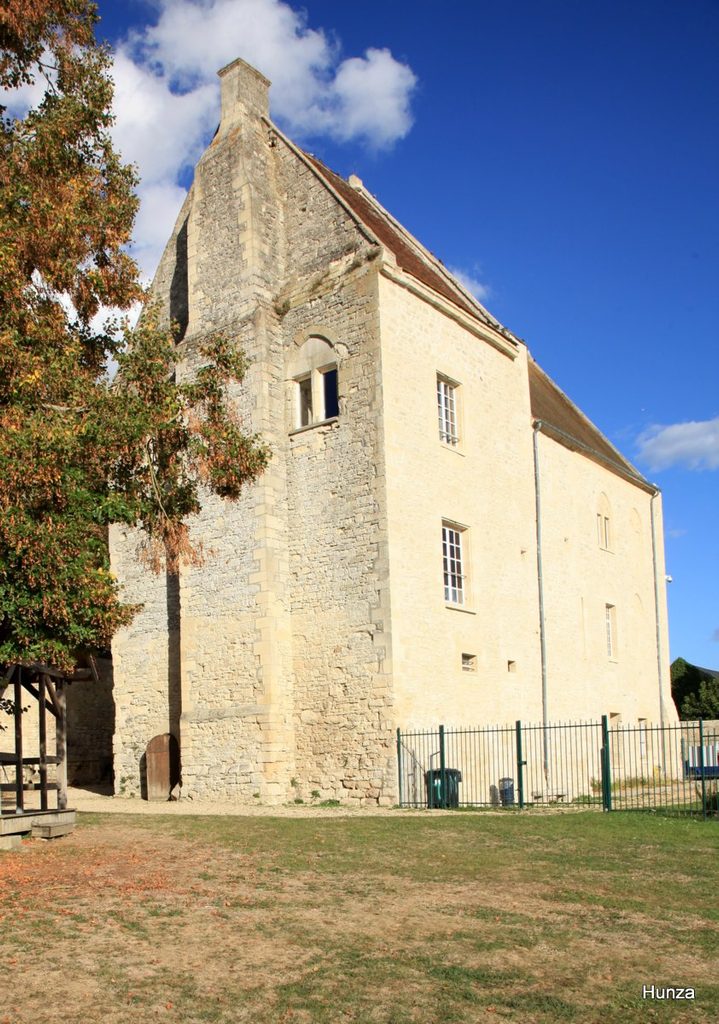 Vue depuis les jardins du musée du château Saint-Aubin de Crépy-en-Valois