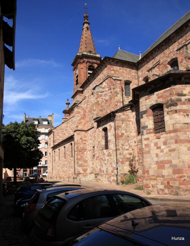 Église Saint-Amans dans le centre historique de Rodez