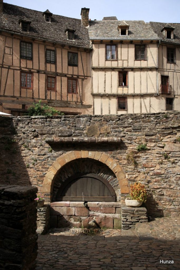 Fontaine du Plô à Conques